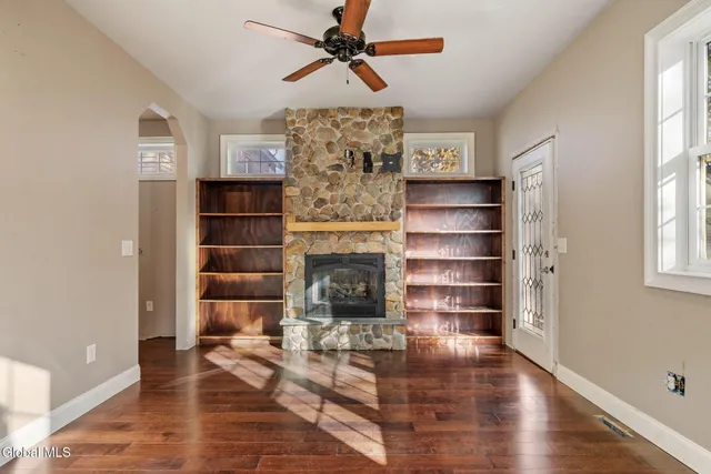 $139,900 | 8 Glebe Street, Johnstown, NY 12095