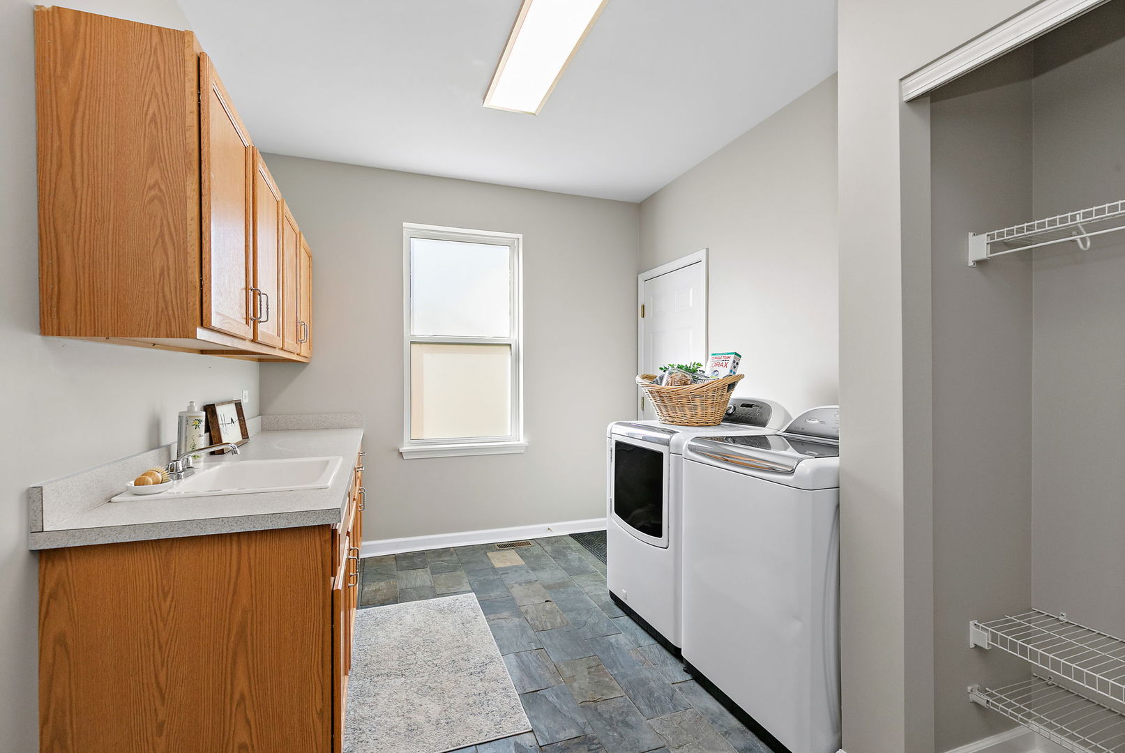 2370 Fishhook Way Wauconda, IL 60084 - Photo 20 of 36 Gallery Image 20
