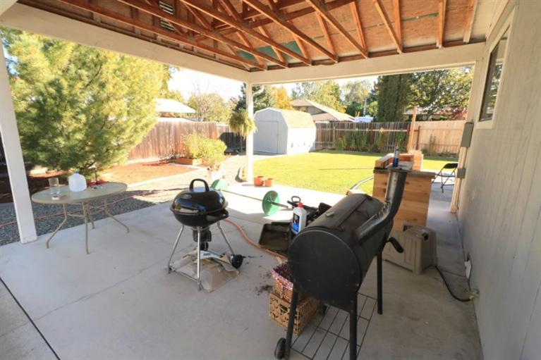 802 West Harbeck Road Grants Pass, OR 97527 - Photo 24 of 24 Additional Photo