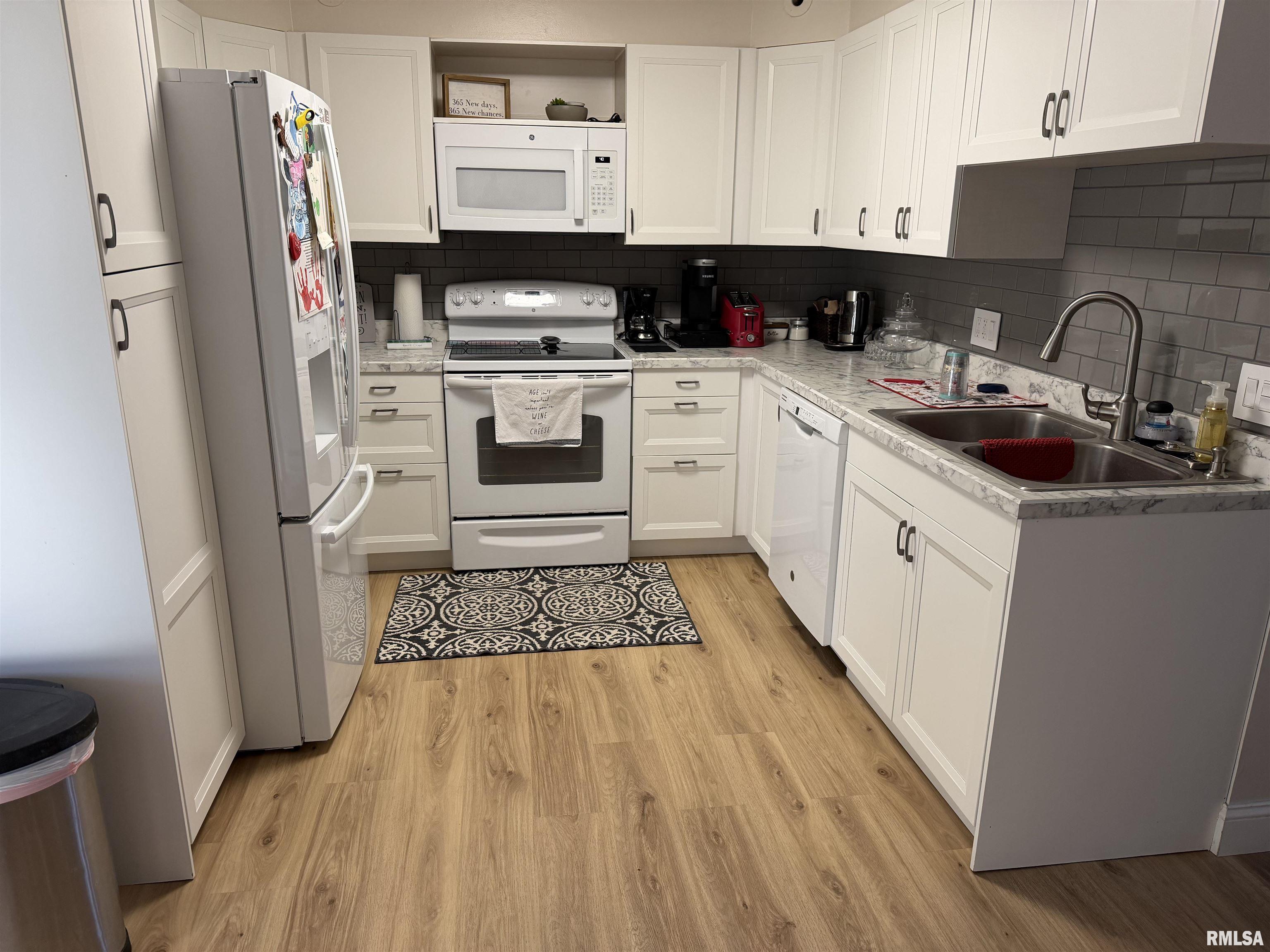 504 Brandywine Road Springfield, IL 62704 - Photo 2 of 29 Gallery Image 2