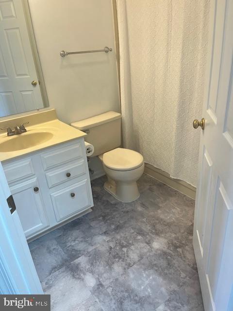 604 Quaker Ridge Court Arnold, MD 21012 - Photo 12 of 14 Full upstairs bath