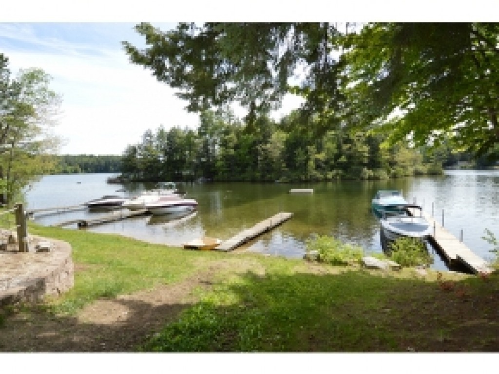 22 Rays Way Moultonborough, NH 03254 - Photo 11 of 29 Gallery Image 11