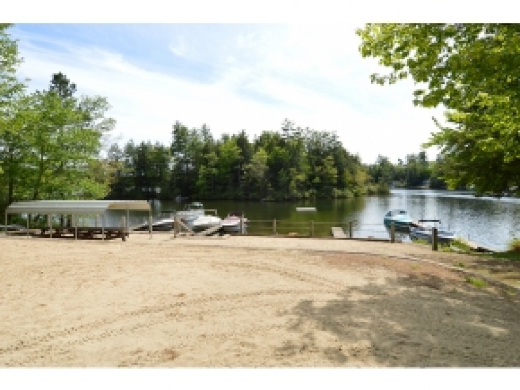 22 Rays Way Moultonborough, NH 03254 - Photo 8 of 29 Gallery Image 8