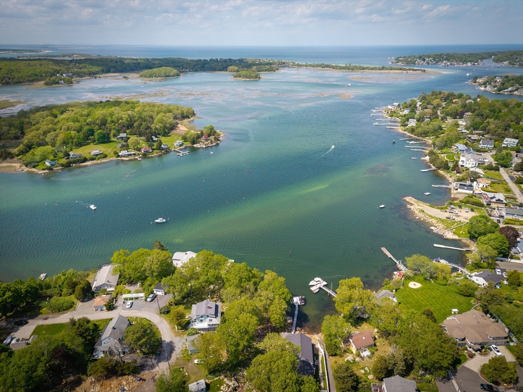 16 Tidal Cove Way Gloucester, MA 01930 - Photo 3 of 31