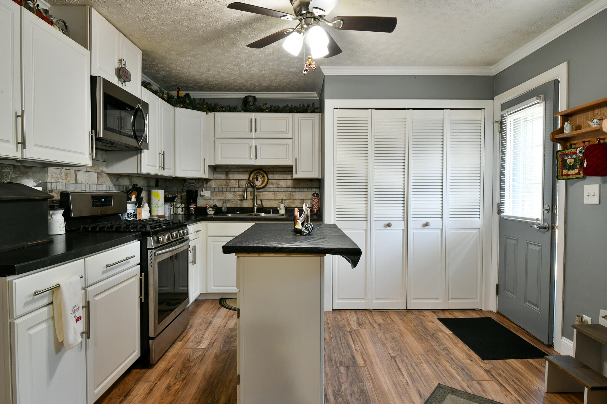 1665 Lundgren Road New Carlisle, OH 45344 - Photo 14 of 38 Gallery Image 14