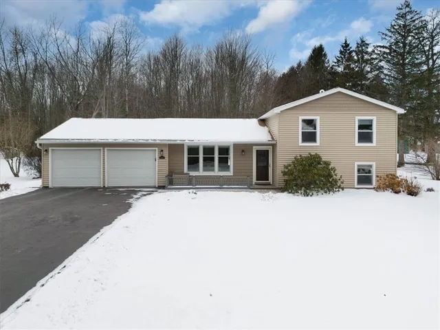 $299,900 | 6855 Furnace Road, Ontario, NY 14519