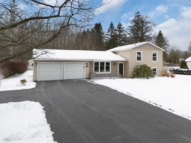 $299,900 | 6855 Furnace Road, Ontario, NY 14519
