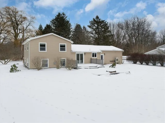 $299,900 | 6855 Furnace Road, Ontario, NY 14519