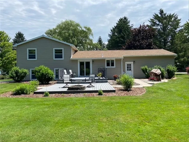 $299,900 | 6855 Furnace Road, Ontario, NY 14519