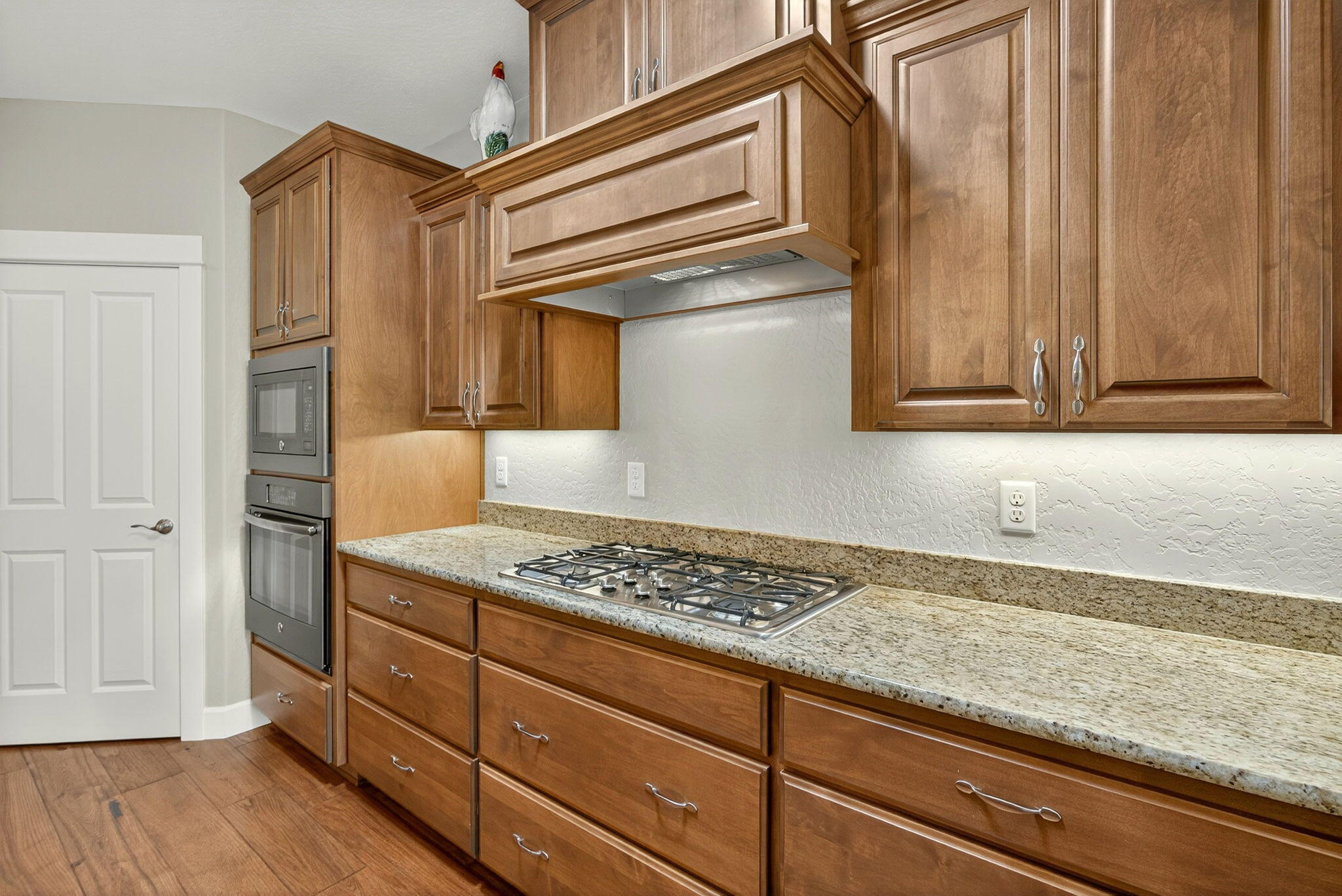 1407 Rustler Peak Street Central Point, OR 97502 - Photo 20 of 52 Apx1407RP (26)