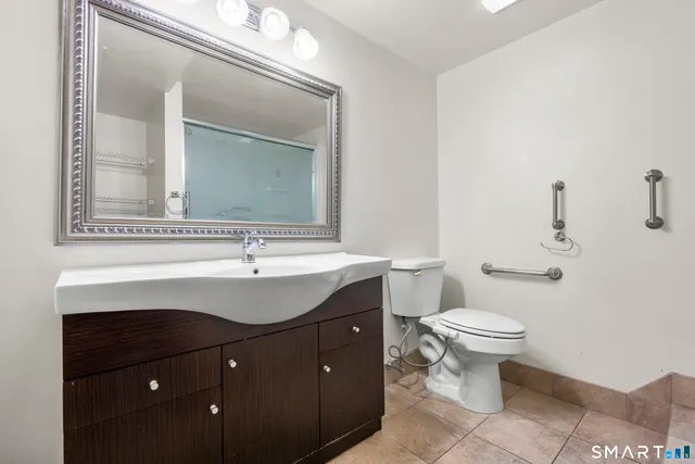 $335,000 | 18 Chapel Street, Unit D, Milford, CT 06460