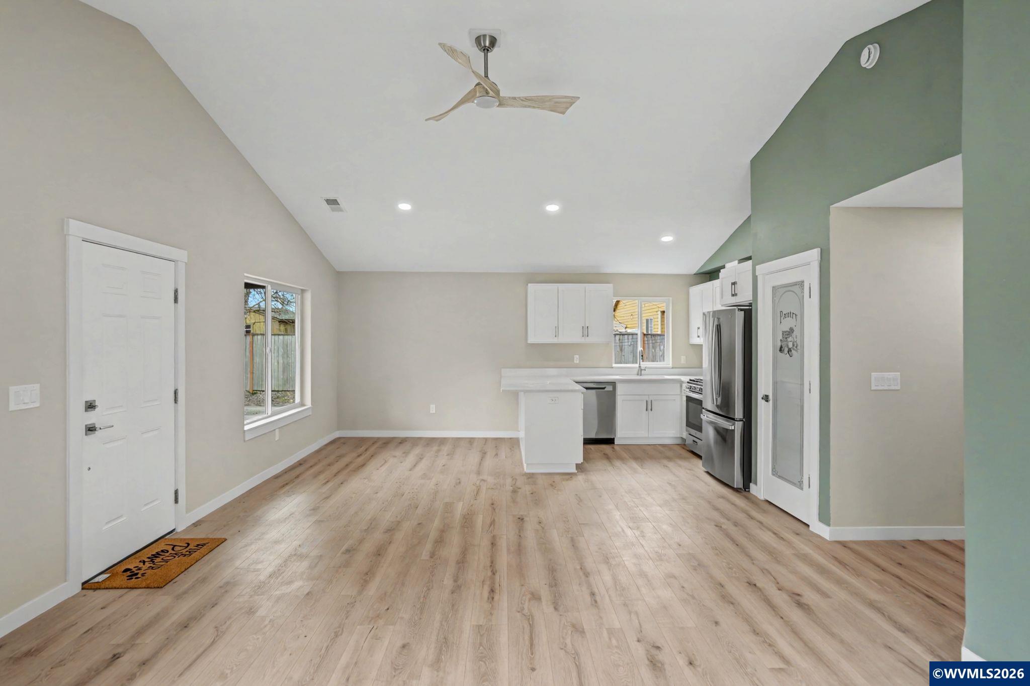 7425 5th Street Turner, OR 97392 - Photo 5 of 49