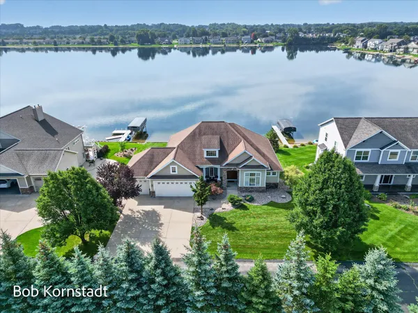 $975,000 | 1780 68th Street Southwest, Byron Center, MI 49315