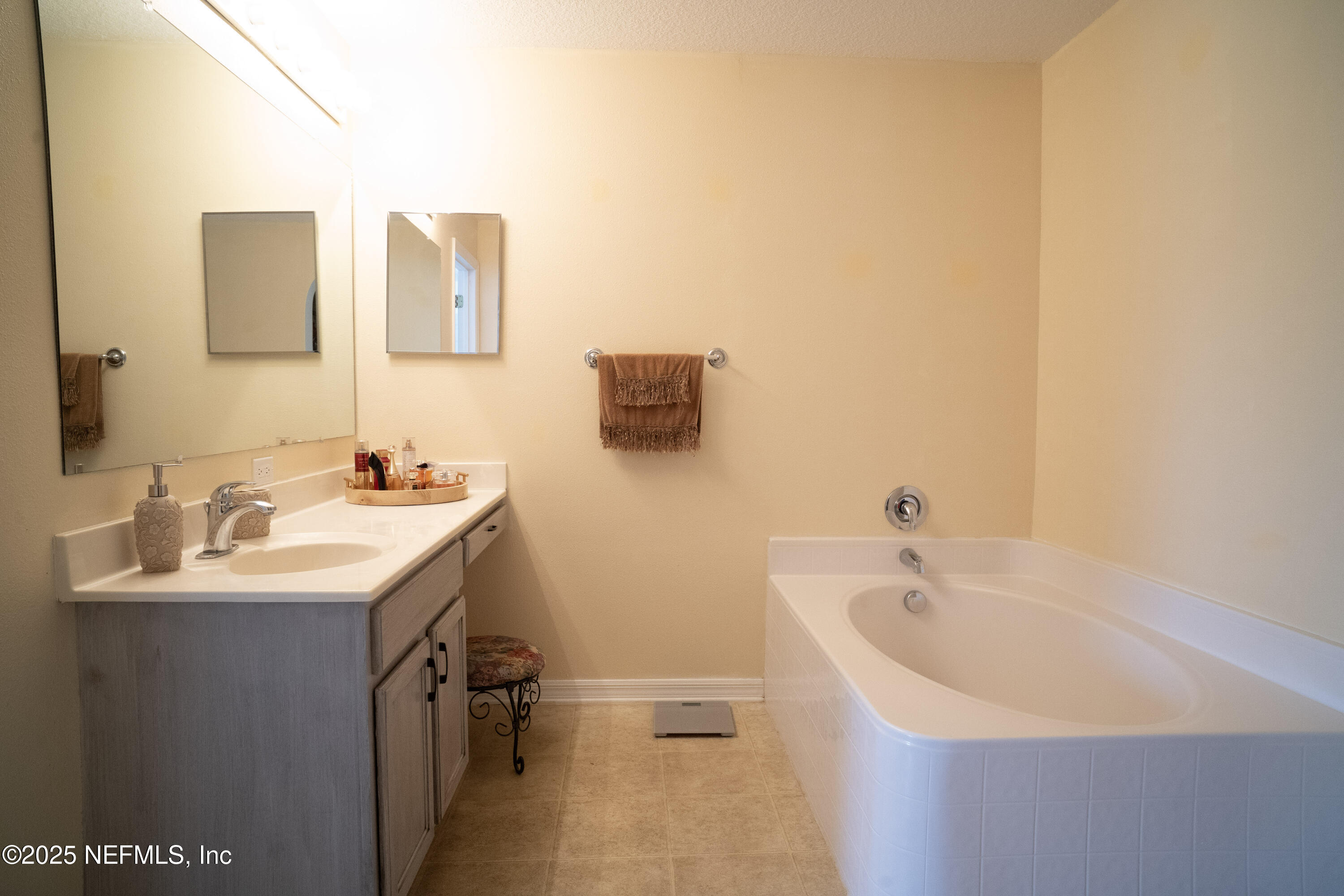 76391 Longleaf Loop Yulee, FL 32097 - Photo 34 of 58 24-_NAL8099