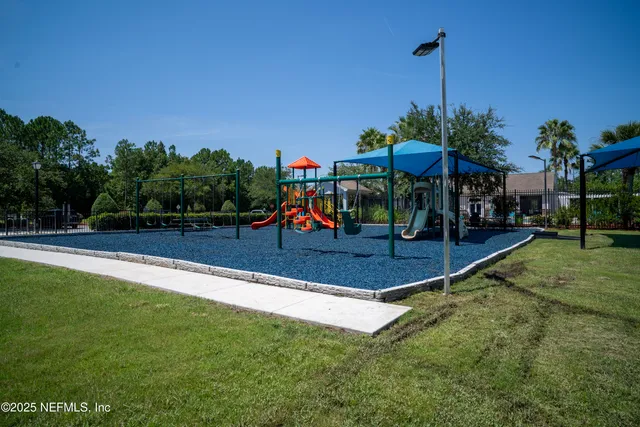 $379,000 | 76391 Longleaf Loop, Yulee, FL 32097