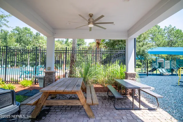 $379,000 | 76391 Longleaf Loop, Yulee, FL 32097