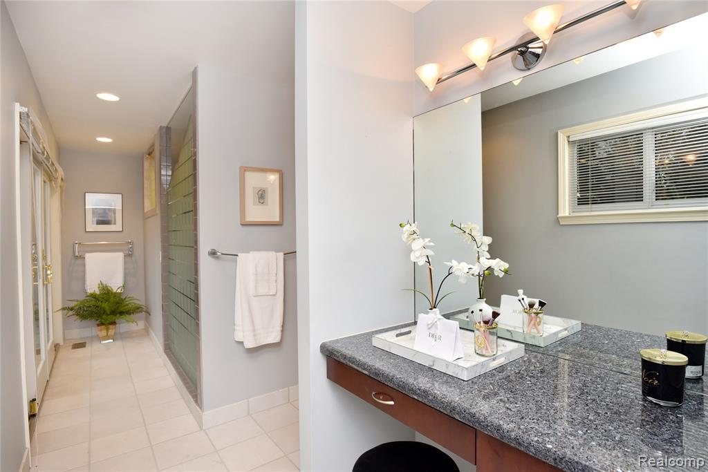 6727 Lahser Road Bloomfield Hills, MI 48301 - Photo 22 of 35 Gallery Image 22