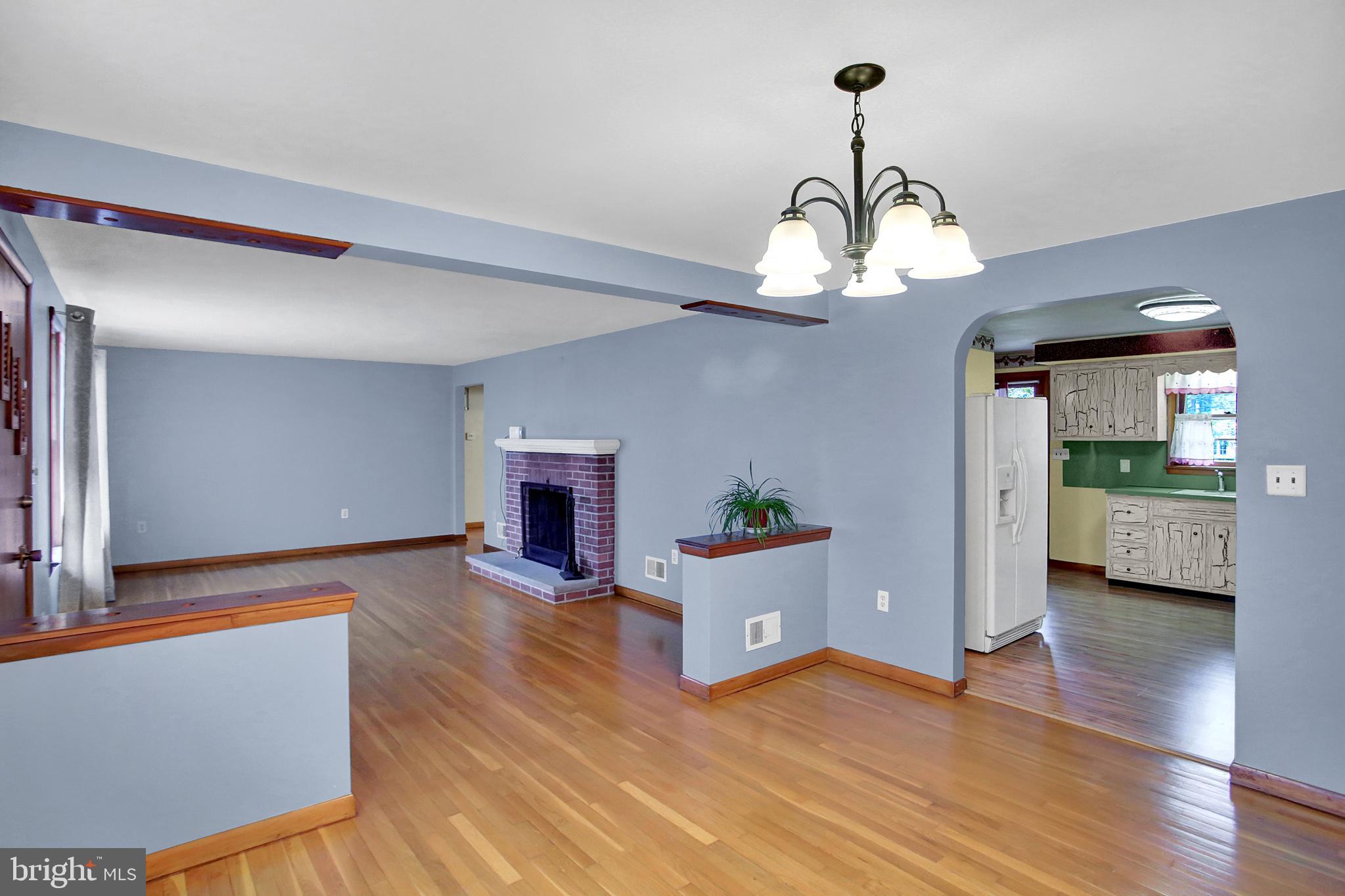1690 Church Road York, PA 17408 - Photo 5 of 32