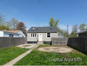 1932 East Watch Avenue Springfield, IL 62702 - Photo 9 of 10