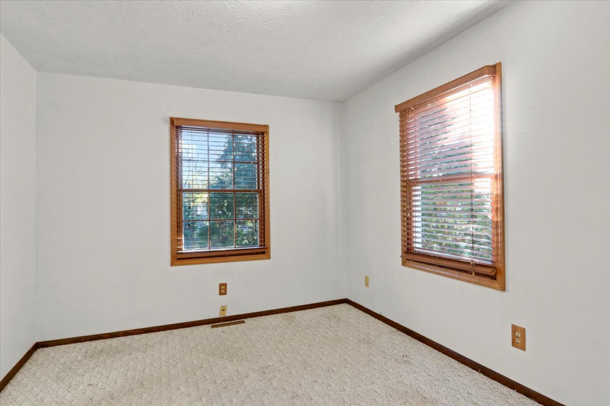 1720 Johnson Drive Normal, IL 61761 - Photo 10 of 23 a view of an empty room with a window