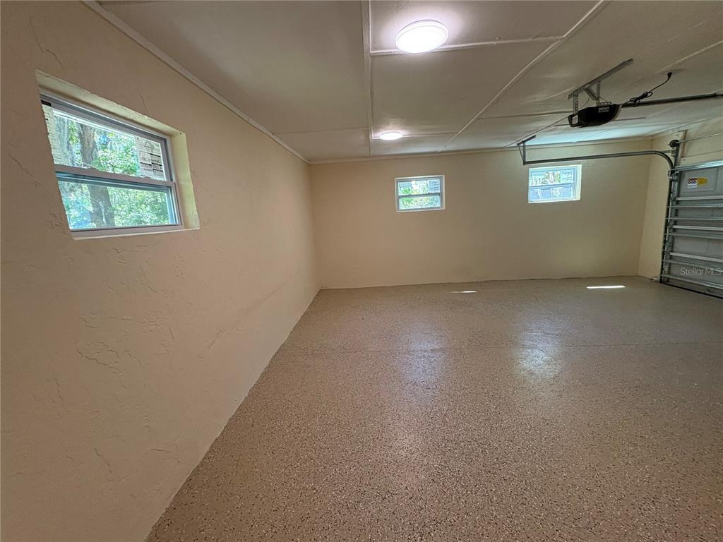 2110 Northwest 100th Street Ocala, FL 34475 - Photo 43 of 44 an empty room with windows