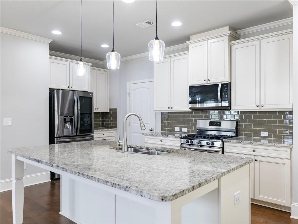 6614 Trailblazer Road Flowery Branch, GA 30542 - Photo 11 of 45