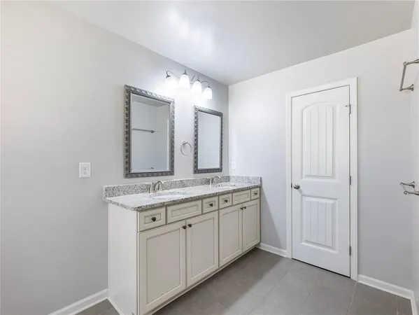 $2,600 | 6614 Trailblazer Road, Flowery Branch, GA 30542
