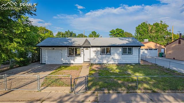 1814 Mohawk Road Pueblo, CO 81001 - Photo 2 of 23 Gallery Image 2