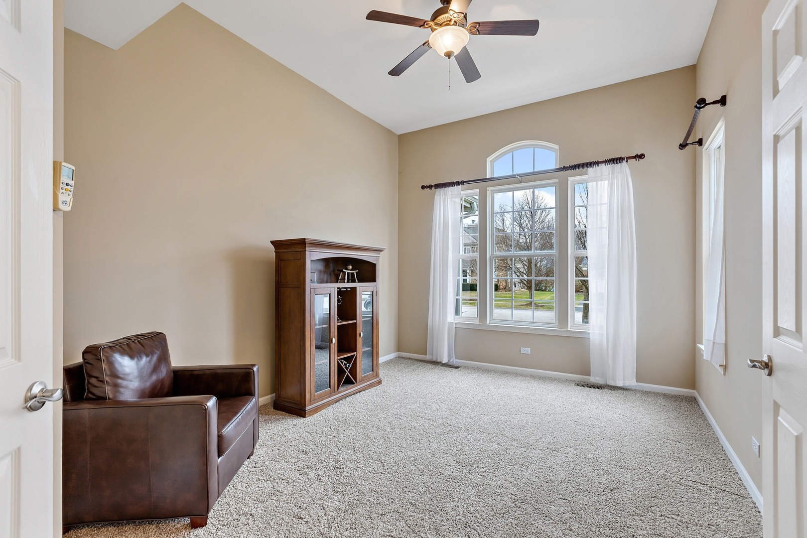 1325 Mulberry Lane Cary, IL 60013 - Photo 10 of 21