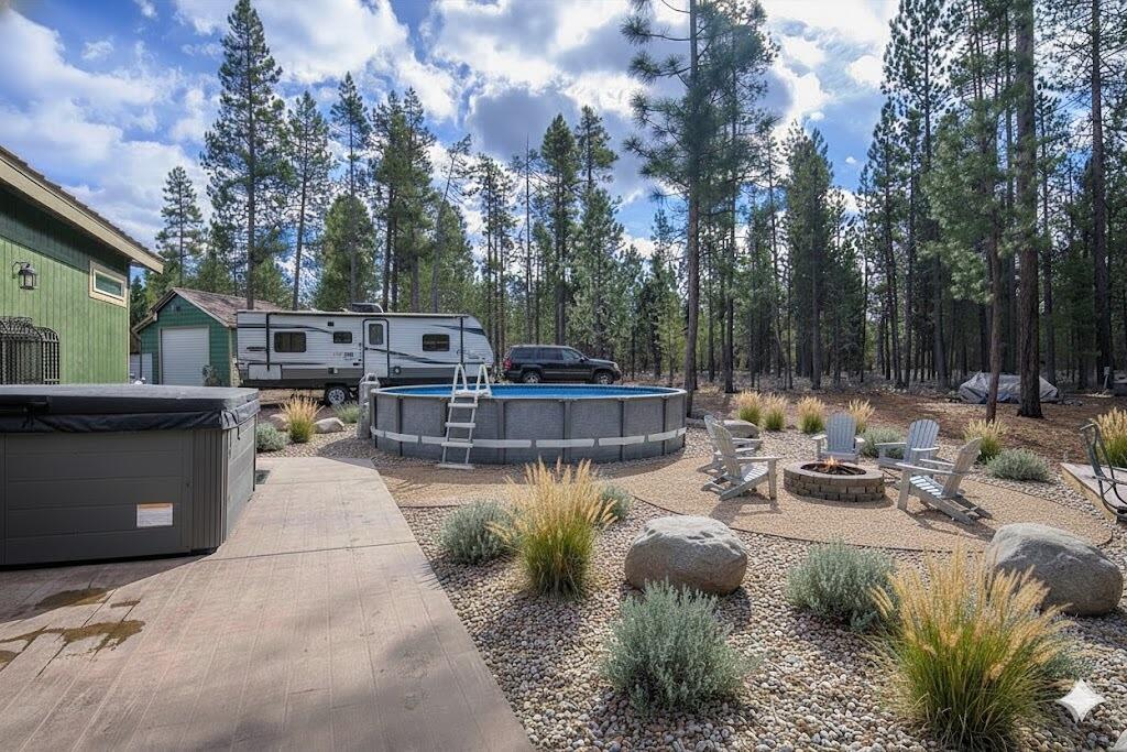 15461 Federal Road La Pine, OR 97739 - Photo 66 of 68 Virtually staged: Pool time