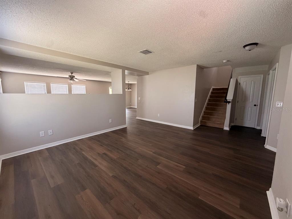 346 Rona Lane Davenport, FL 33897 - Photo 4 of 29