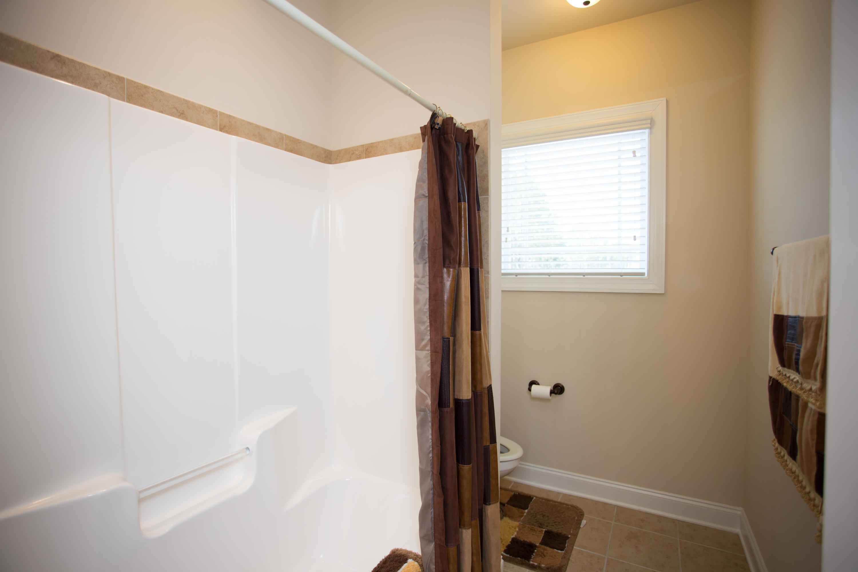 12 Springside Spring Lake Spring Lake, NC 28390 - Photo 28 of 35 Guest Bath