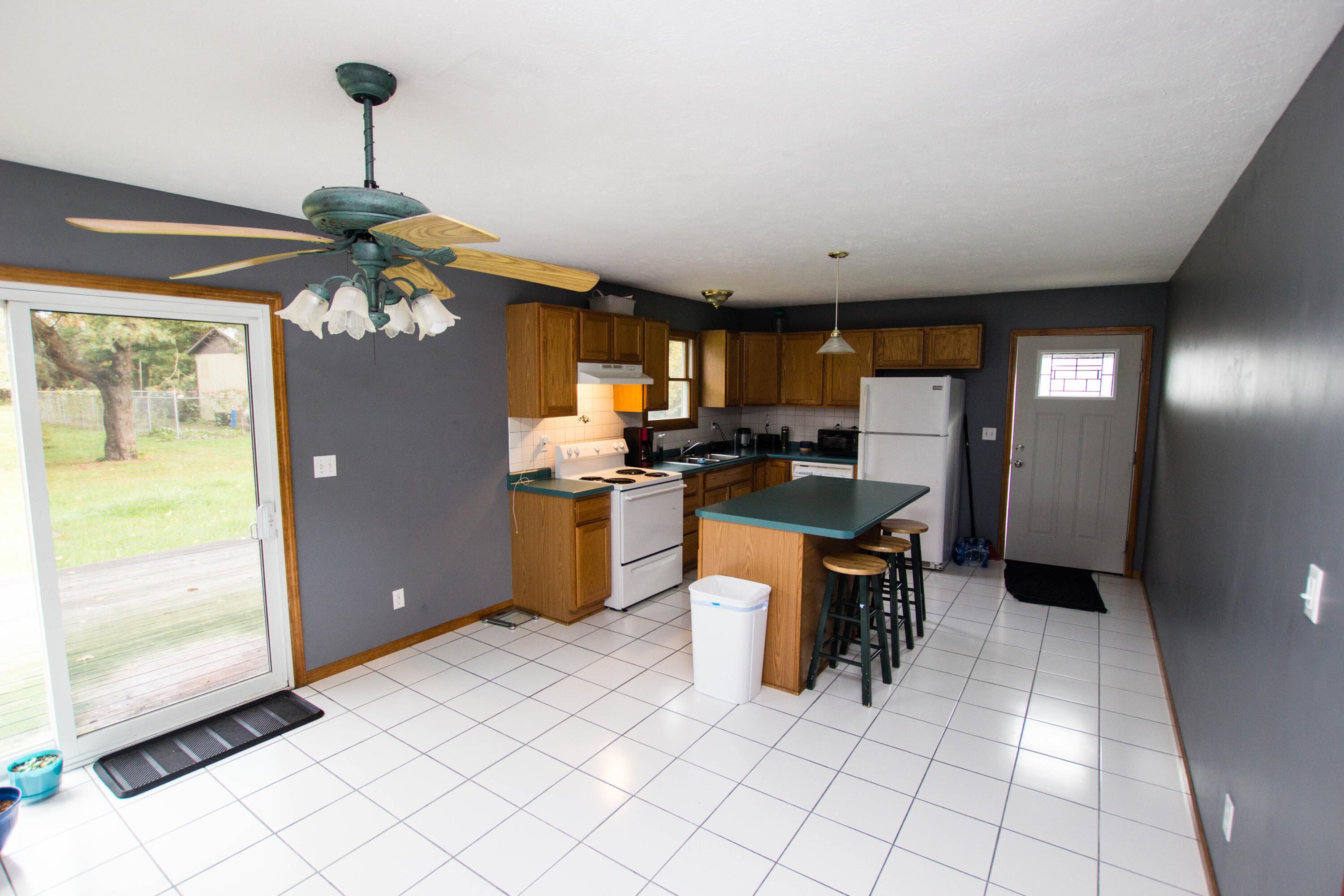 4131 Fikes Road Coloma, MI 49038 - Photo 5 of 22 IMG_7632