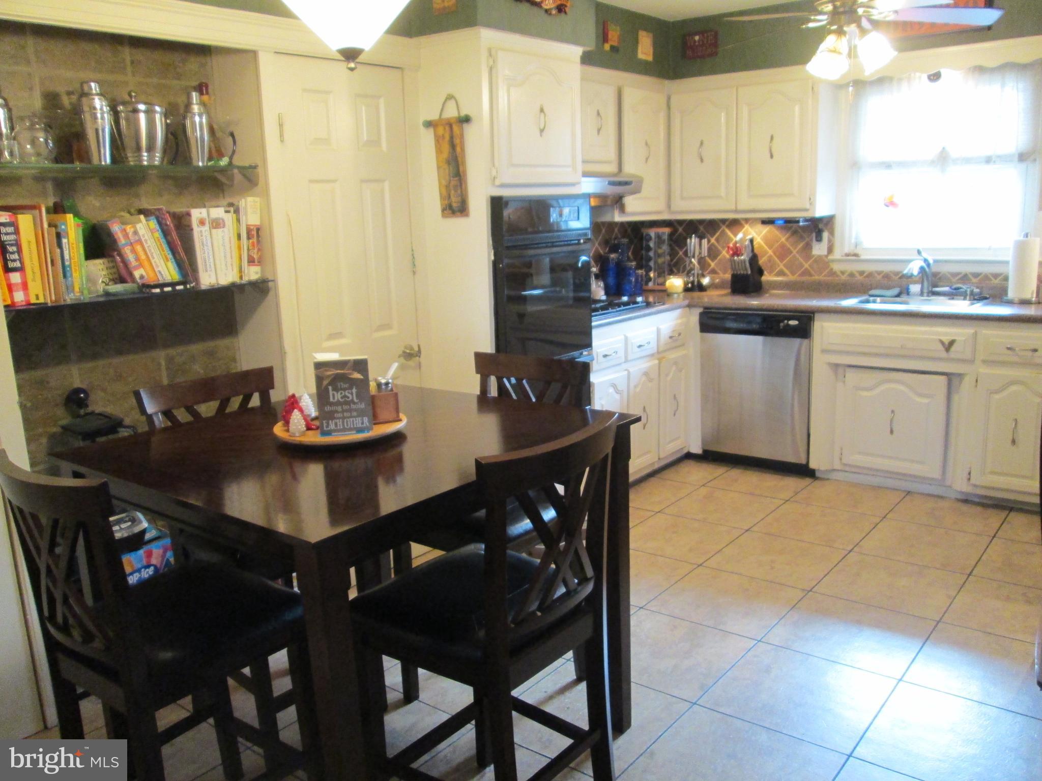 20 Blue Devil Lane Hamilton, NJ 08619 - Photo 3 of 28 Kitchen