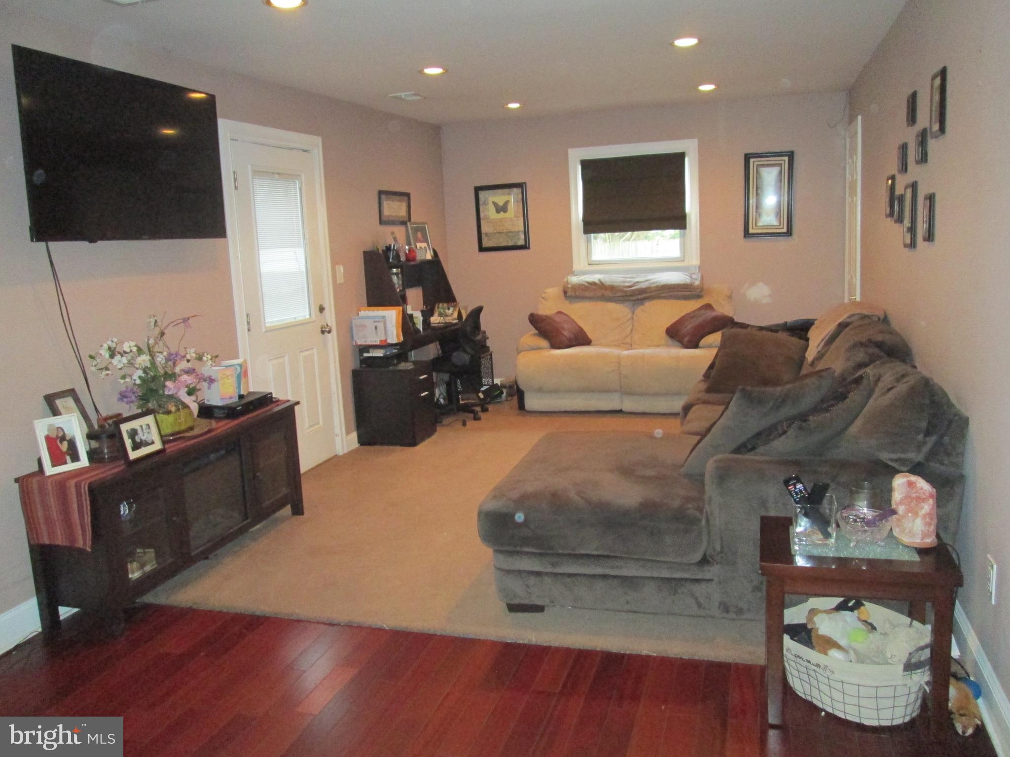 20 Blue Devil Lane Hamilton, NJ 08619 - Photo 10 of 28 Family Room