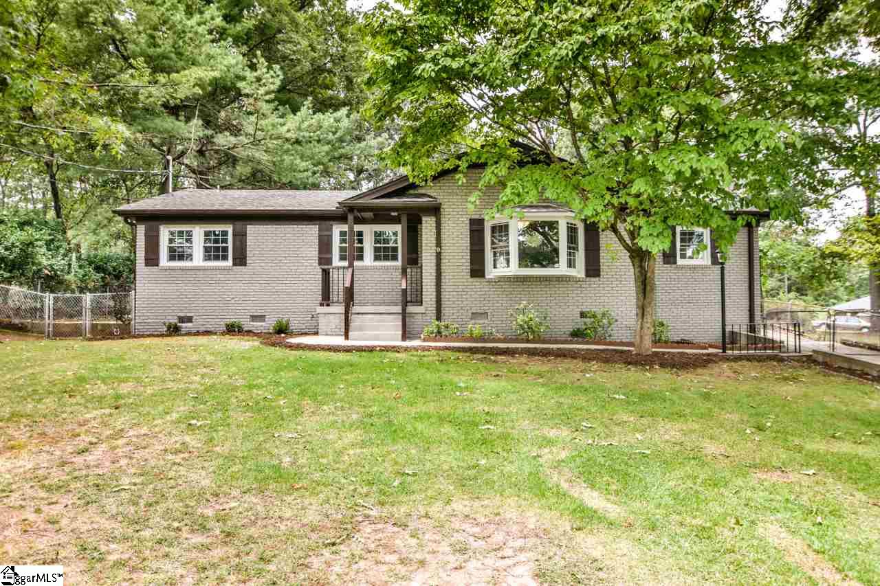 9 Edwards Mill Road Taylors, SC 29687 - Photo 1 of 24 Gallery Image 1