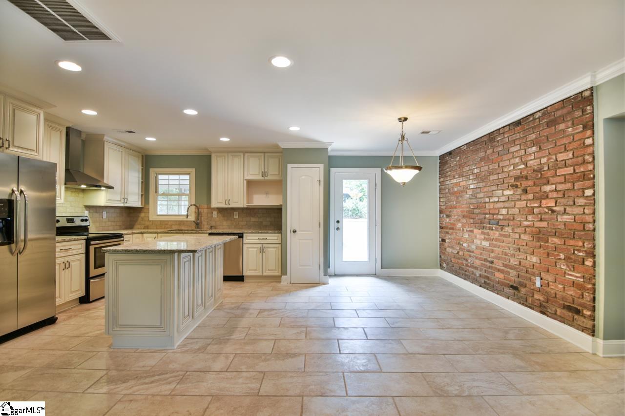 9 Edwards Mill Road Taylors, SC 29687 - Photo 11 of 24 Gallery Image 11