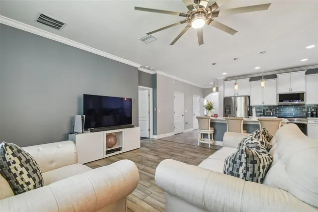 $450,000 | 10512 Scenic Hollow Drive, Riverview, FL 33578