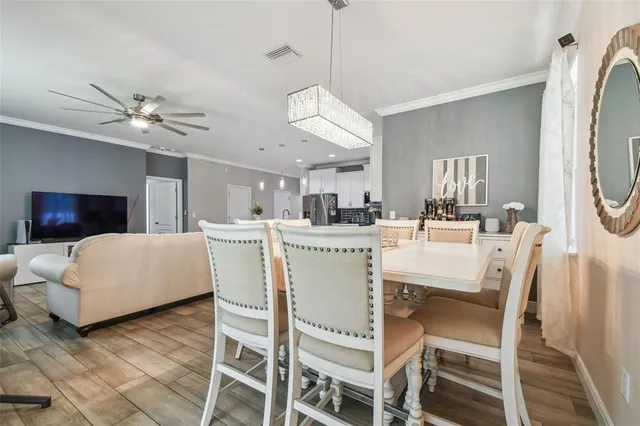 $450,000 | 10512 Scenic Hollow Drive, Riverview, FL 33578