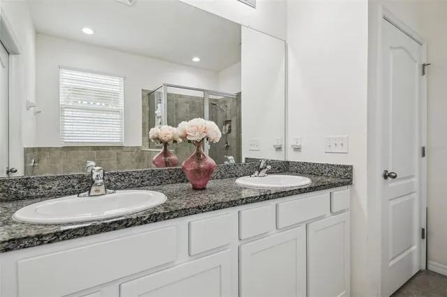 $450,000 | 10512 Scenic Hollow Drive, Riverview, FL 33578