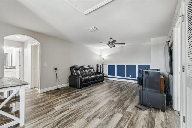 $450,000 | 10512 Scenic Hollow Drive, Riverview, FL 33578