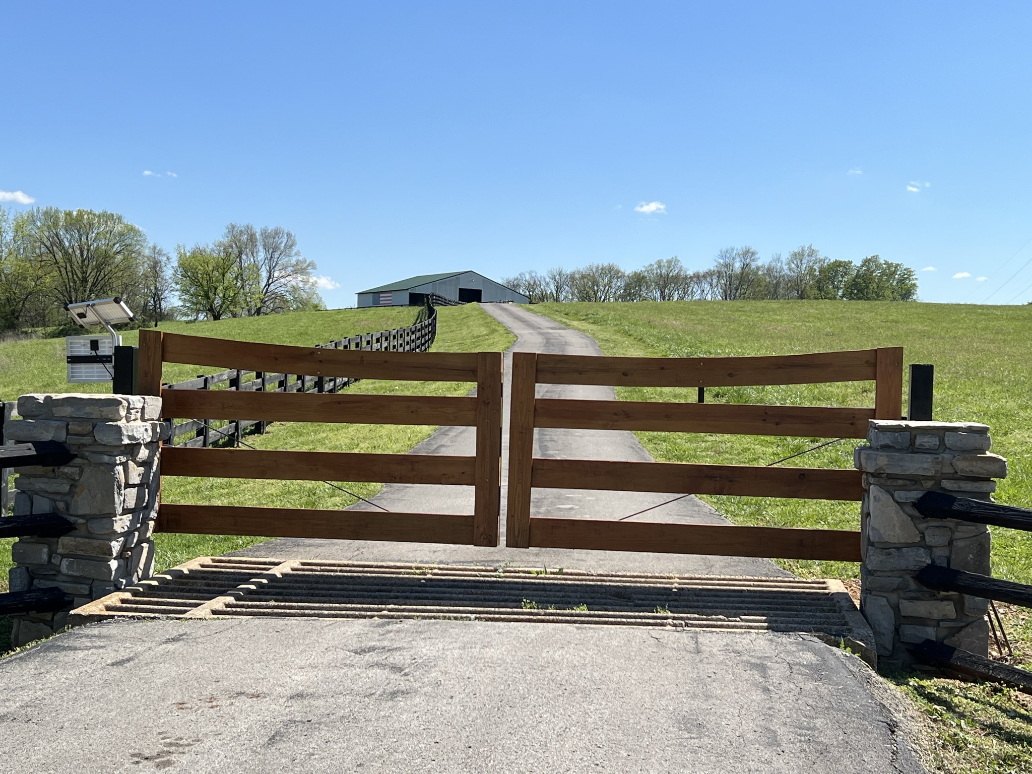 2202 Darks Mill Road Columbia, TN 38401 - Photo 4 of 100