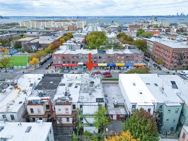 a picture of city view