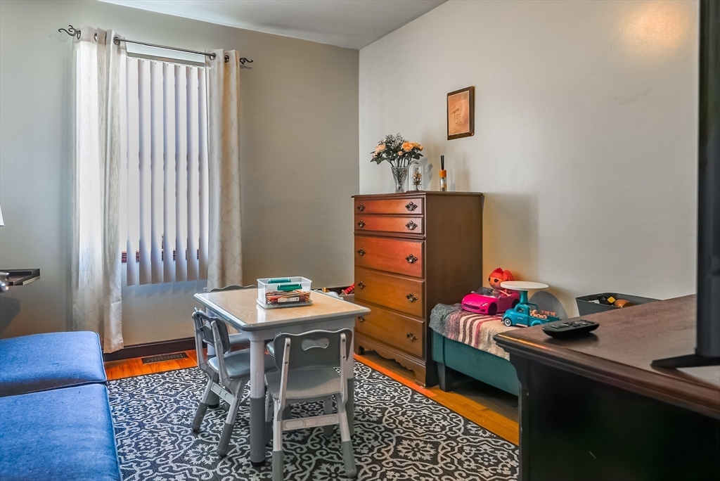 471-473 Division Street Fall River, MA 02721 - Photo 14 of 39