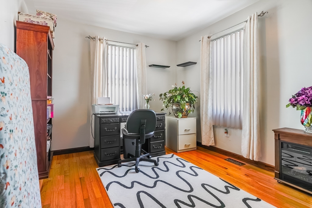 471-473 Division Street Fall River, MA 02721 - Photo 15 of 39