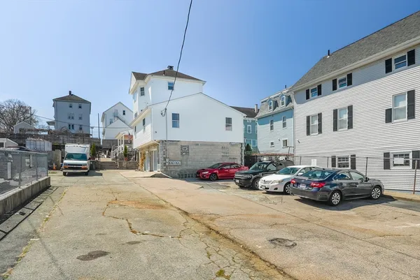 $750,000 | 471-473 Division Street, Fall River, MA 02721