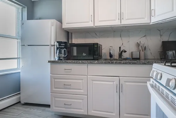 $750,000 | 471-473 Division Street, Fall River, MA 02721