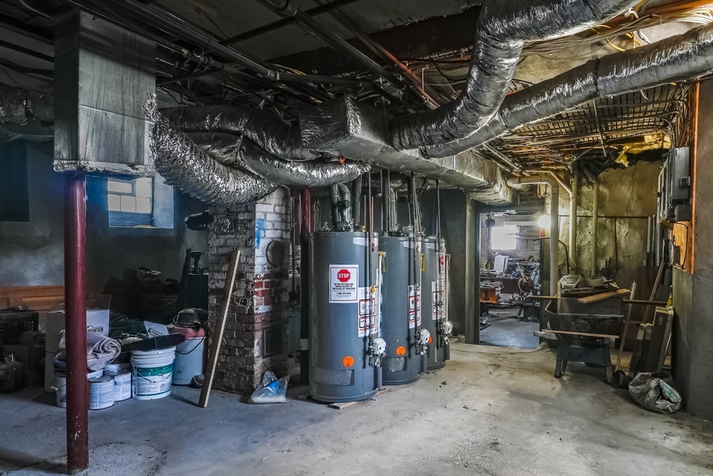 471-473 Division Street Fall River, MA 02721 - Photo 33 of 39