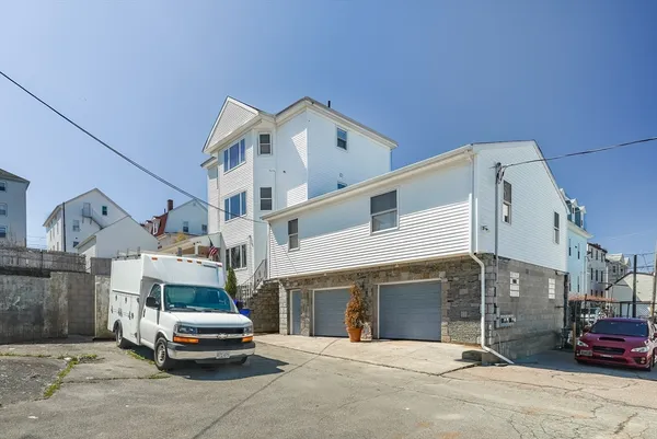 $750,000 | 471-473 Division Street, Fall River, MA 02721