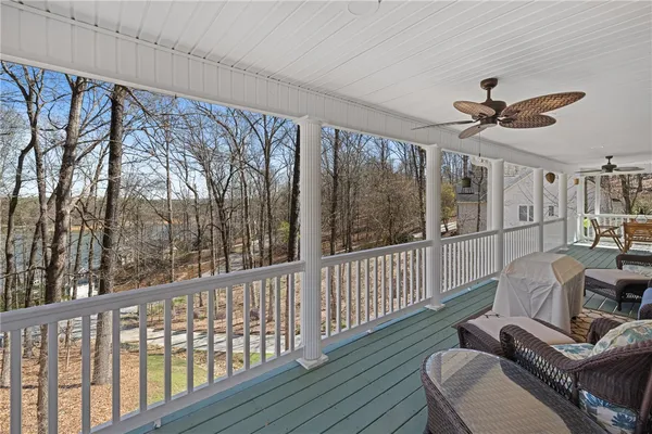 $899,900 | 204 Riverlake Road, Fair Play, SC 29643